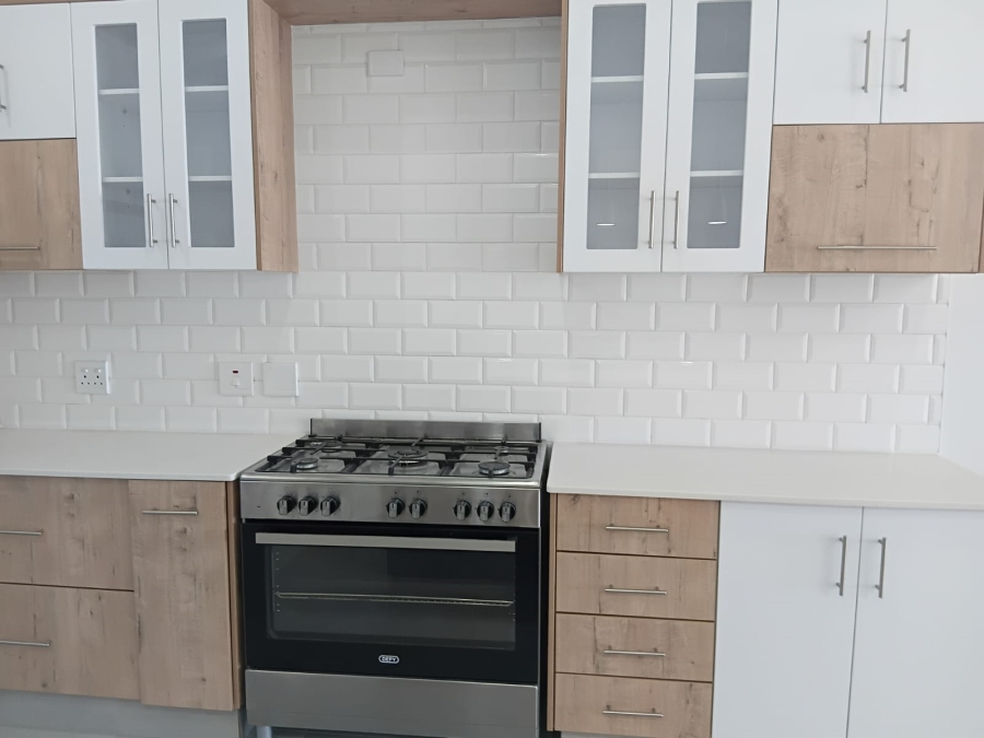 To Let 3 Bedroom Property for Rent in Dana Bay Western Cape